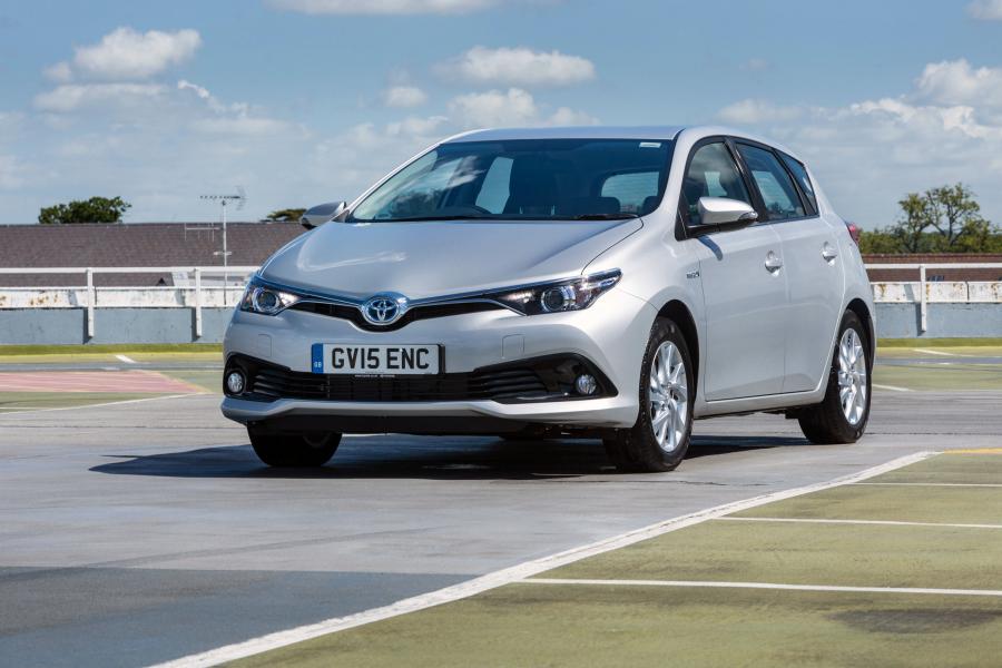 Toyota Auris Hybrid (UK) '2015